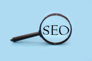 راهنمای جامع آموزش بازاریابی آنلاین: 9 روش کلیدی، سوالات متداول و نکات کاربردی