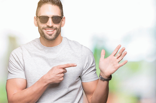 چرا گاهی احساس می‌کنیم که طرف مقابل به ما توجه نمی‌کند؟