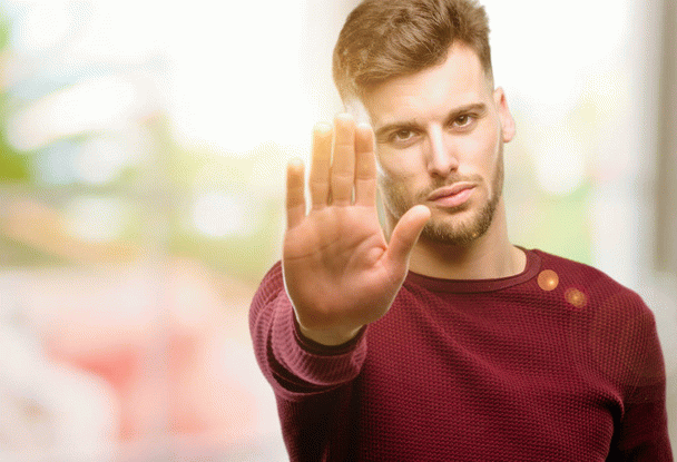 آموزش فرمان “بخواب” به سگ در 5 مرحله و 17 نکته برای موفقیت